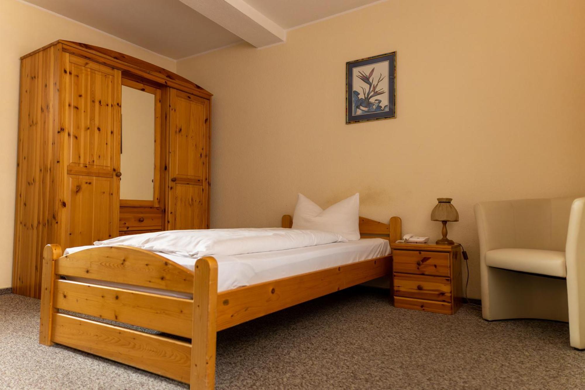 Saalfeld Saale Hotel Anker מראה חיצוני תמונה
