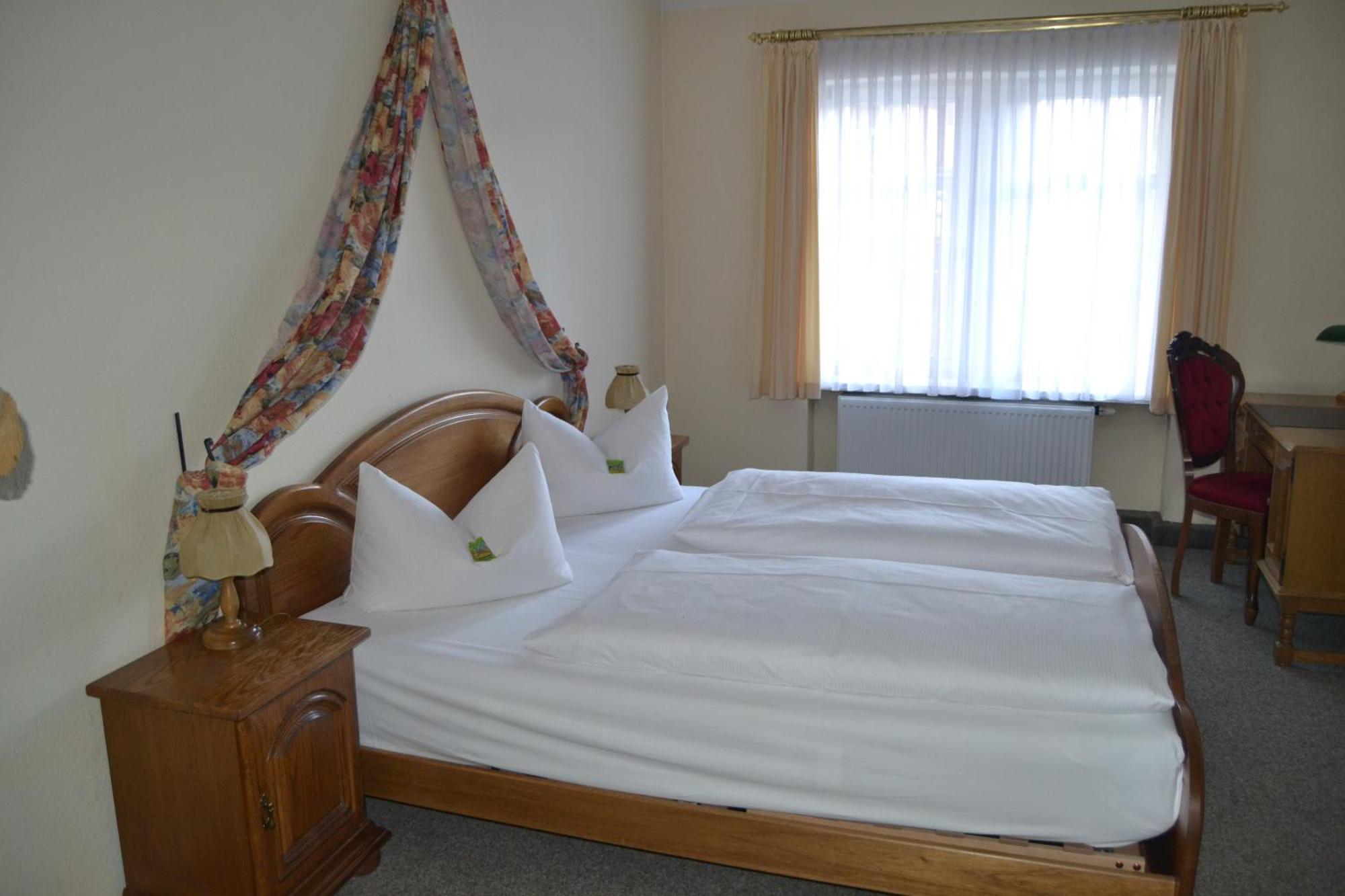 Saalfeld Saale Hotel Anker חדר תמונה