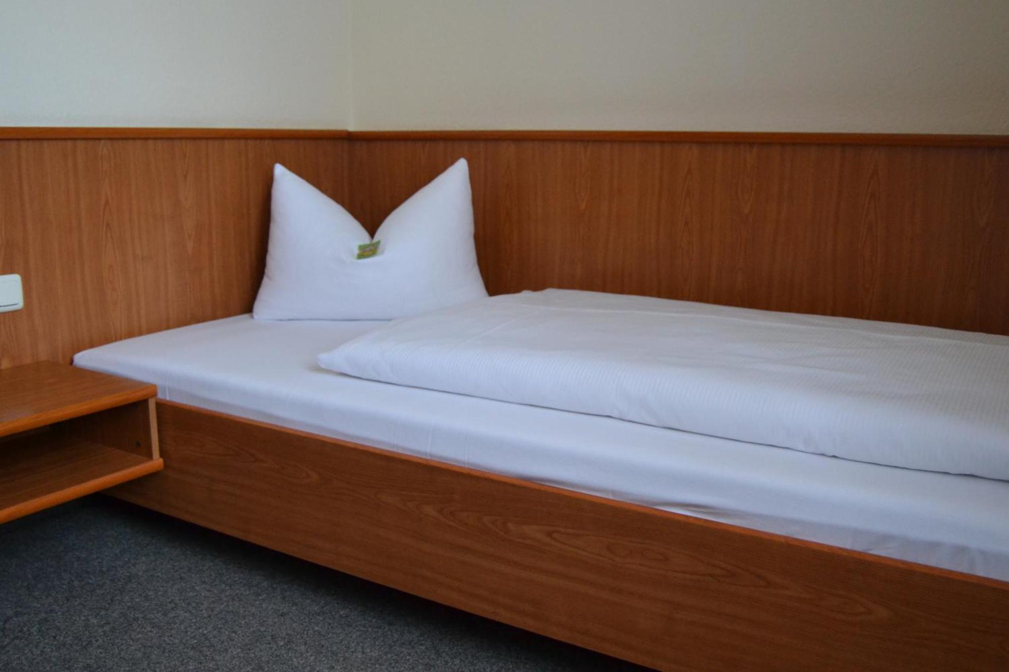 Saalfeld Saale Hotel Anker חדר תמונה
