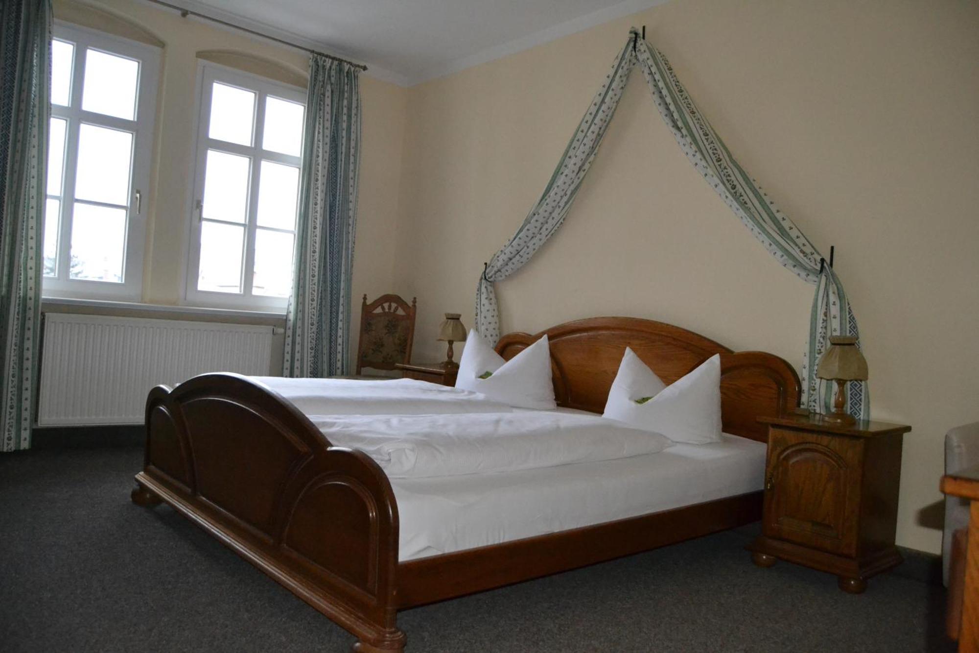 Saalfeld Saale Hotel Anker חדר תמונה