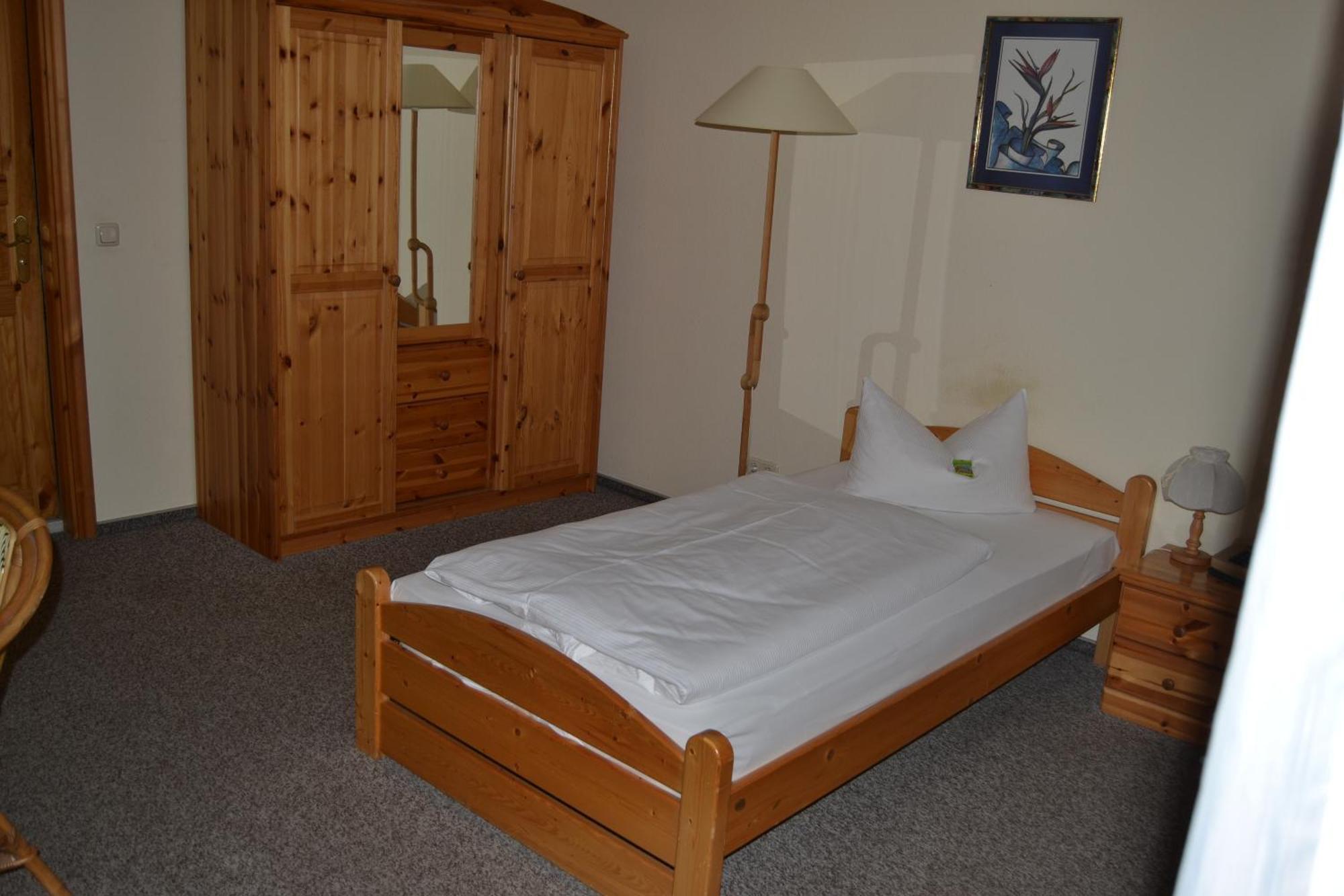 Saalfeld Saale Hotel Anker חדר תמונה